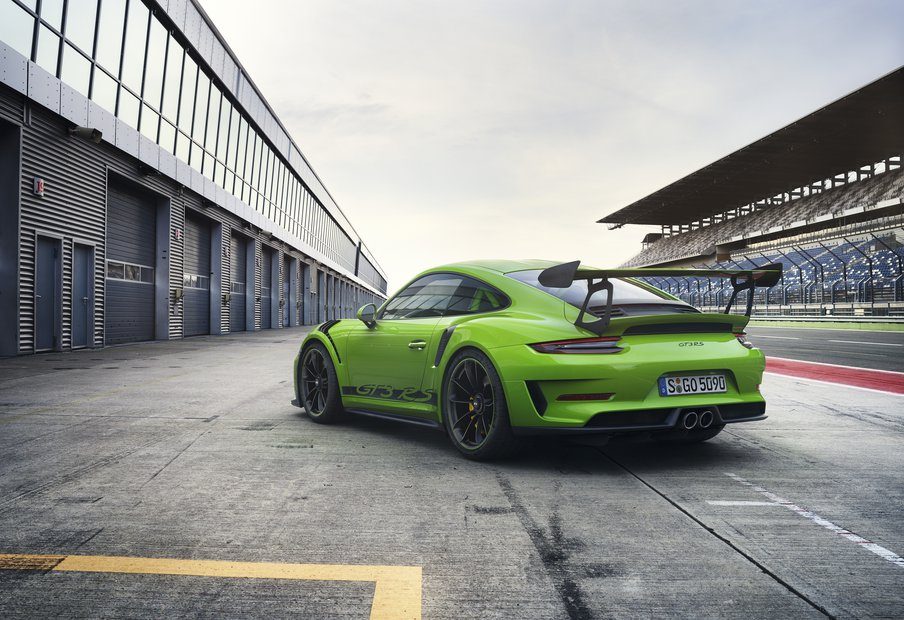 2018-porsche-911-gt3-rs-484.jpg