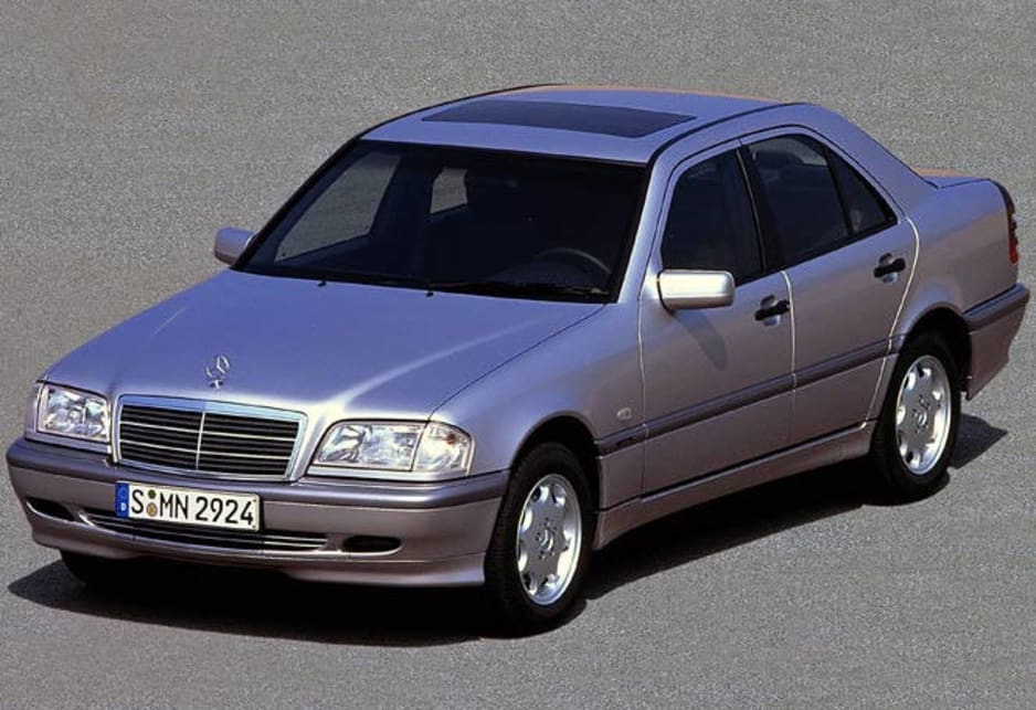 Mercedes-benz-C-class-01.jpg