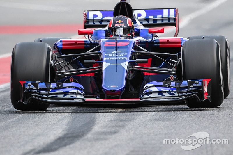 f1-barcelona-pre-season-testing-i-2017-daniil-kvyat-scuderia-toro-rosso-str12.jpg