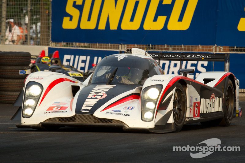 alms-baltimore-2011-6-muscle-milk-aston-martin-racing-amr-lola-coupe-b08-62-klaus-graf-rom.jpg