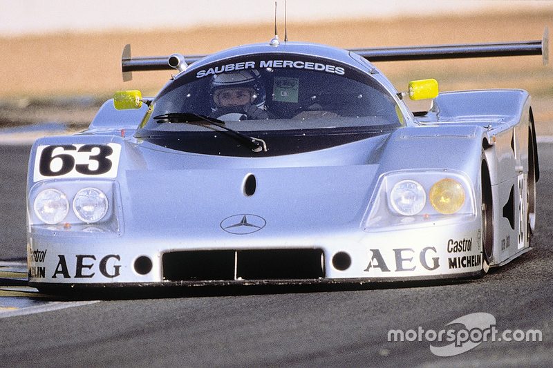 lemans-24-hours-of-le-mans-1989-63-team-sauber-mercedes-sauber-mercedes-c9-jochen-mass-man.jpg