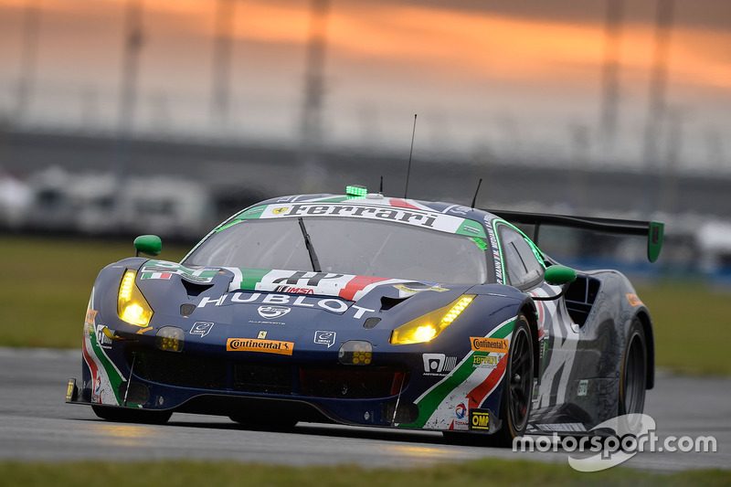 imsa-daytona-24-2017-51-spirit-of-race-ferrari-488-gt3-peter-mann-maurizio-mediani-alessan.jpg