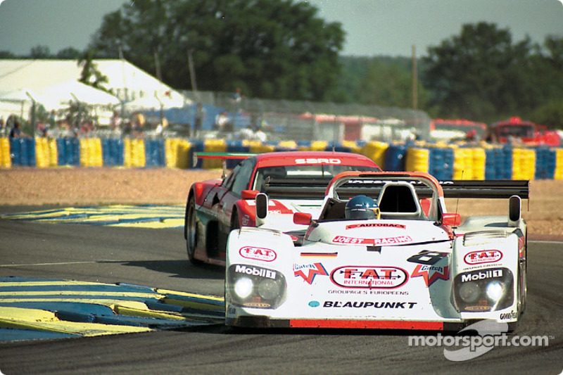 lemans-24-hours-of-le-mans-1996-8-joest-racing-twr-porsche-wsc-95-didier-theys-michele-alb.jpg