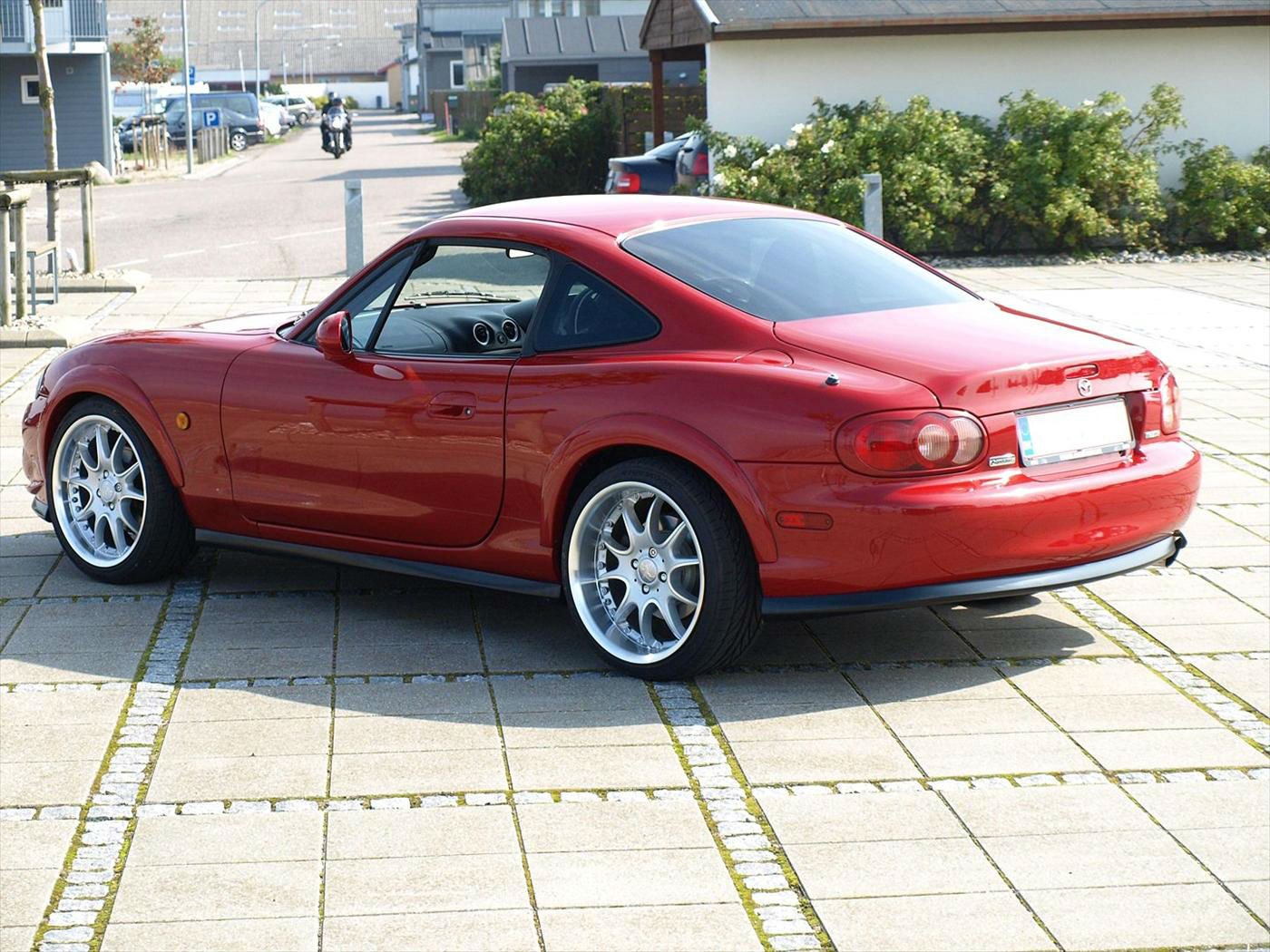 Mazda-MX5-Fastback-carwitter.jpg