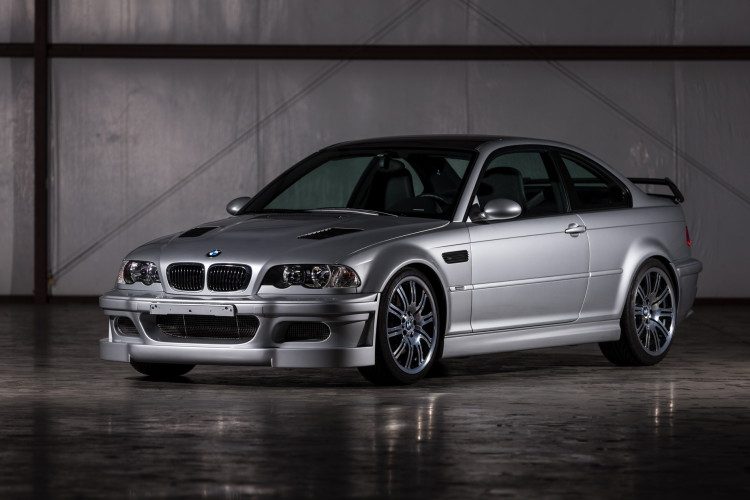 BMW-M3-GTR-Road-version-1900x1200-images-05-750x500.jpg