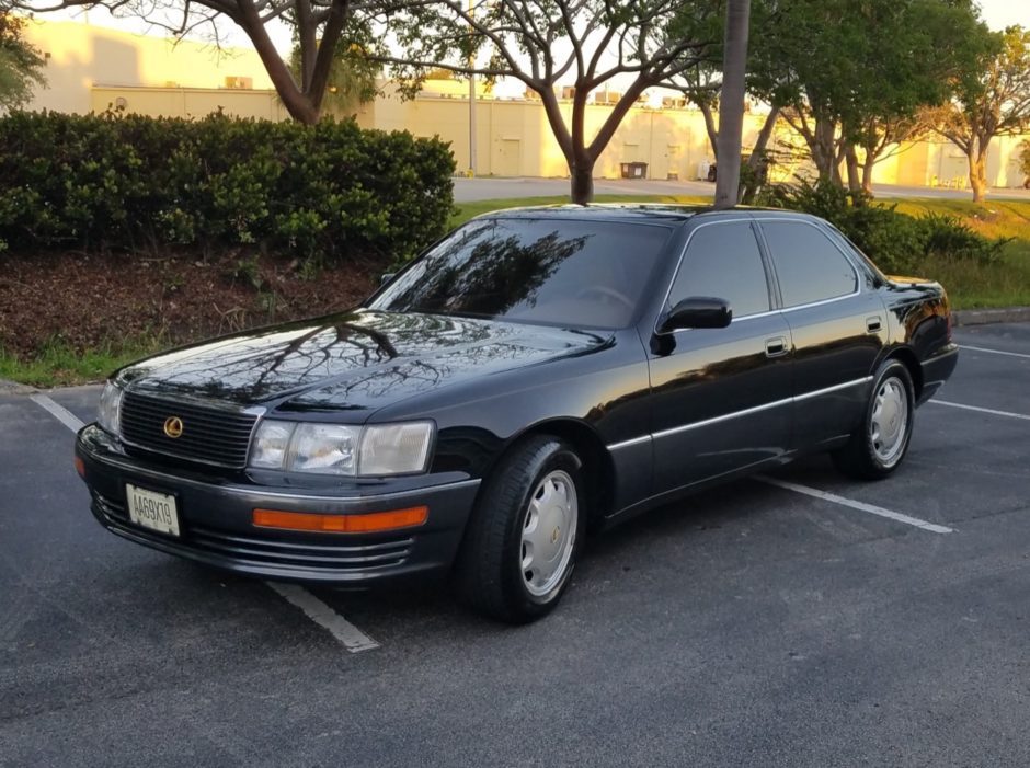 1993_lexus_ls_155692004944c7e920190423_192716-940x701.jpg