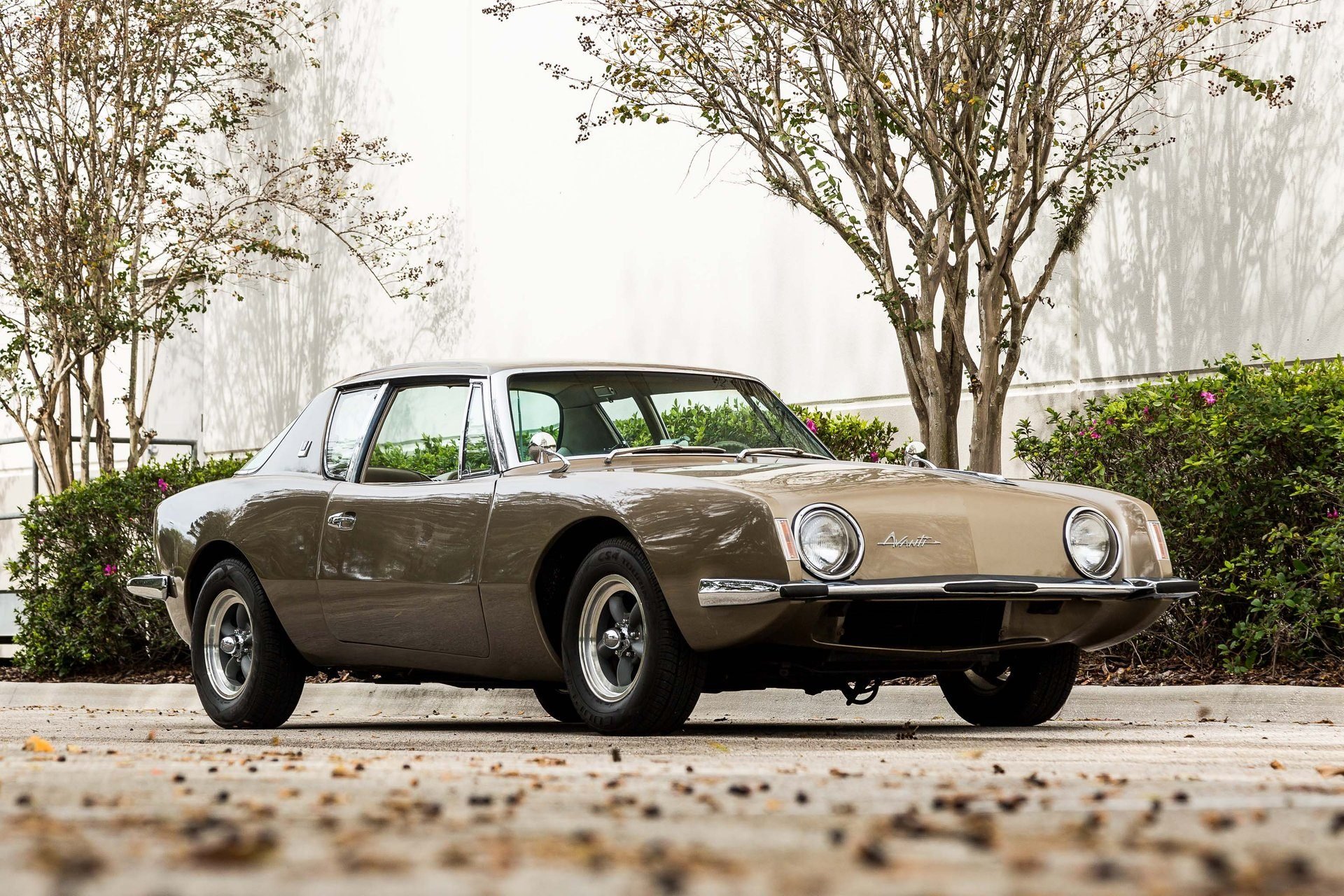 1963-studebaker-avanti