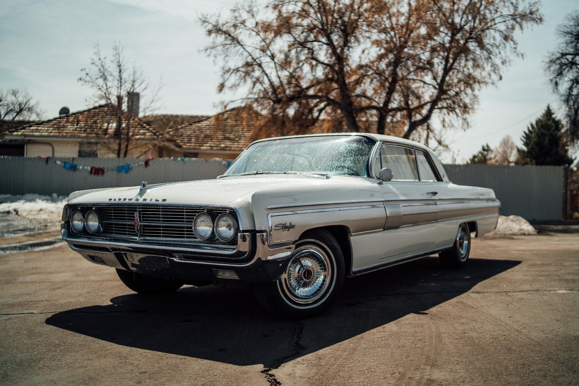 1962-oldsmobile-starfire