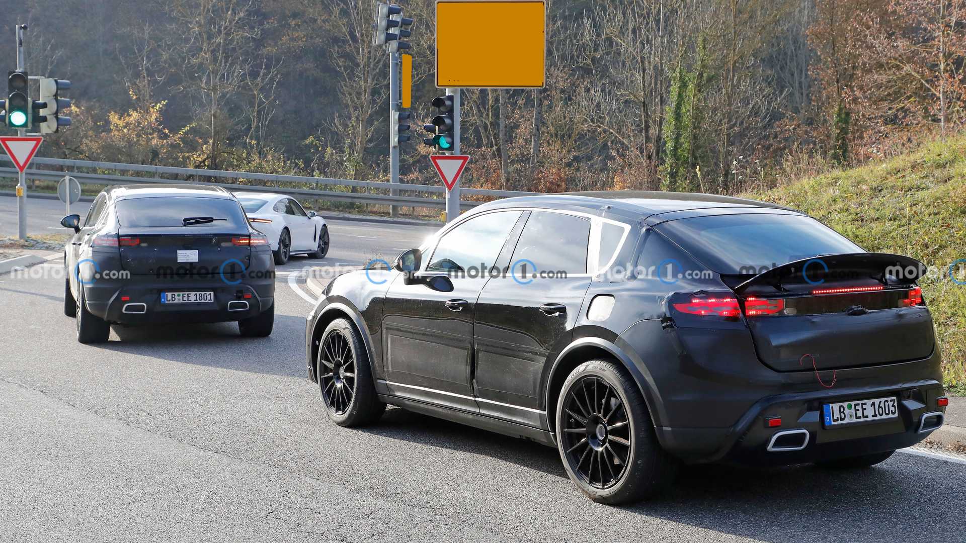 2023-porsche-macan-ev-spy-photo.jpg