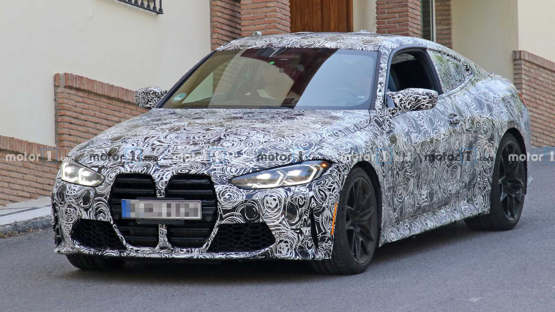 2021-bmw-m4-coupe-spy-photo.jpg