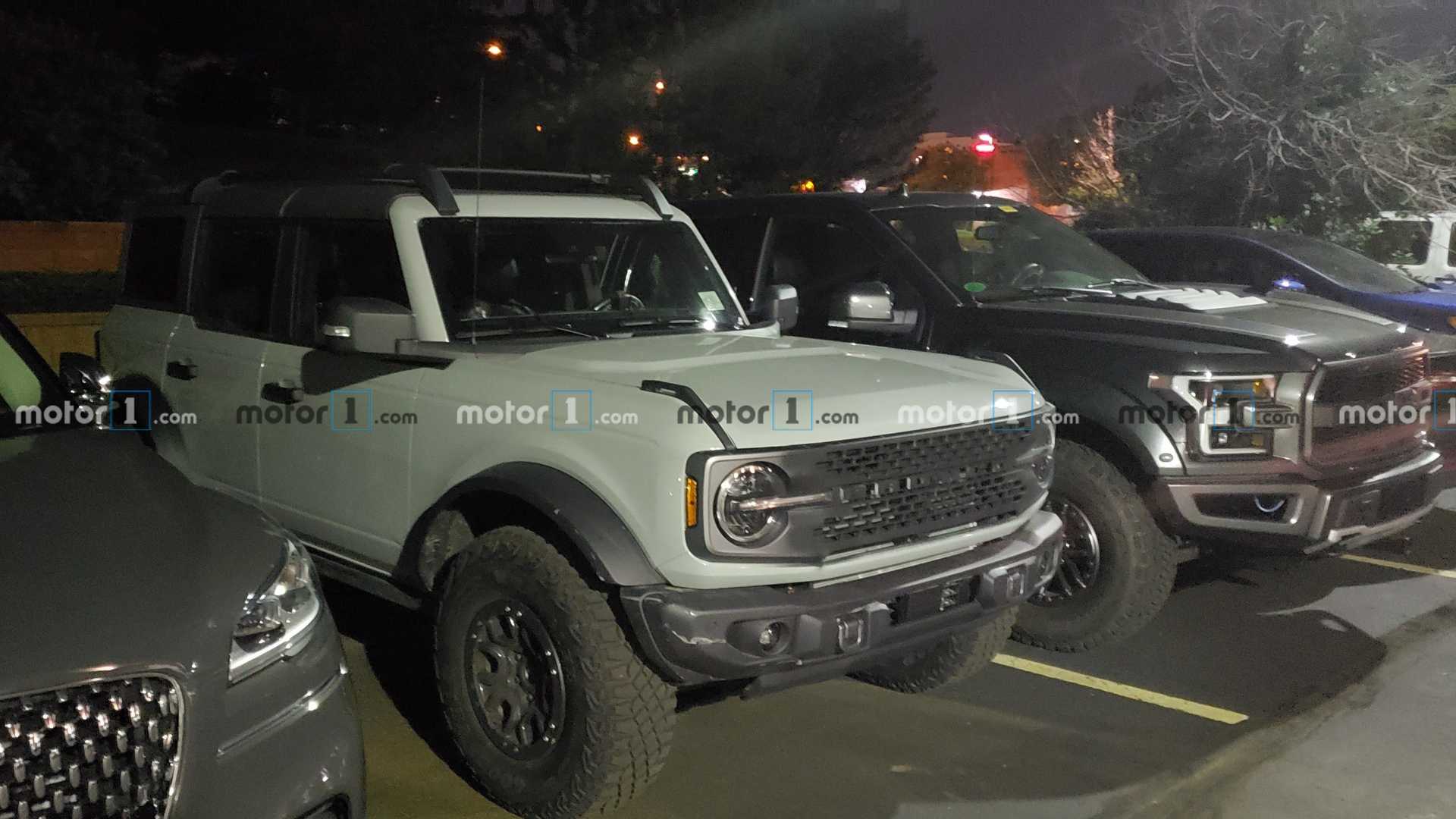 ford-bronco-f-150-comparison.jpg