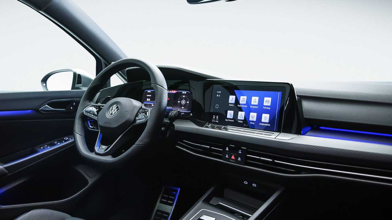 2022-volkswagen-golf-r-interior.jpg