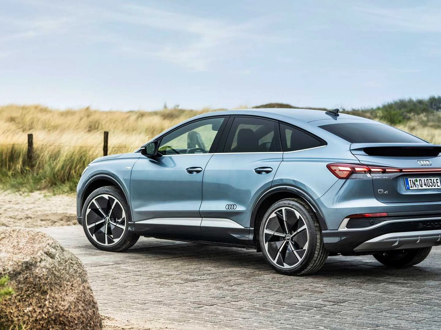 audi-q4-sportback-50-e-tron-quattro.webp