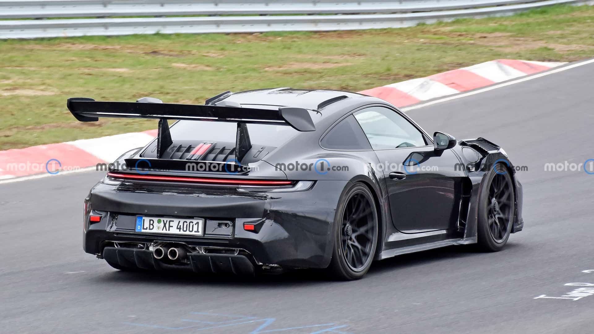 porsche-911-gt2-rs-test-mule-spy-photo.jpg