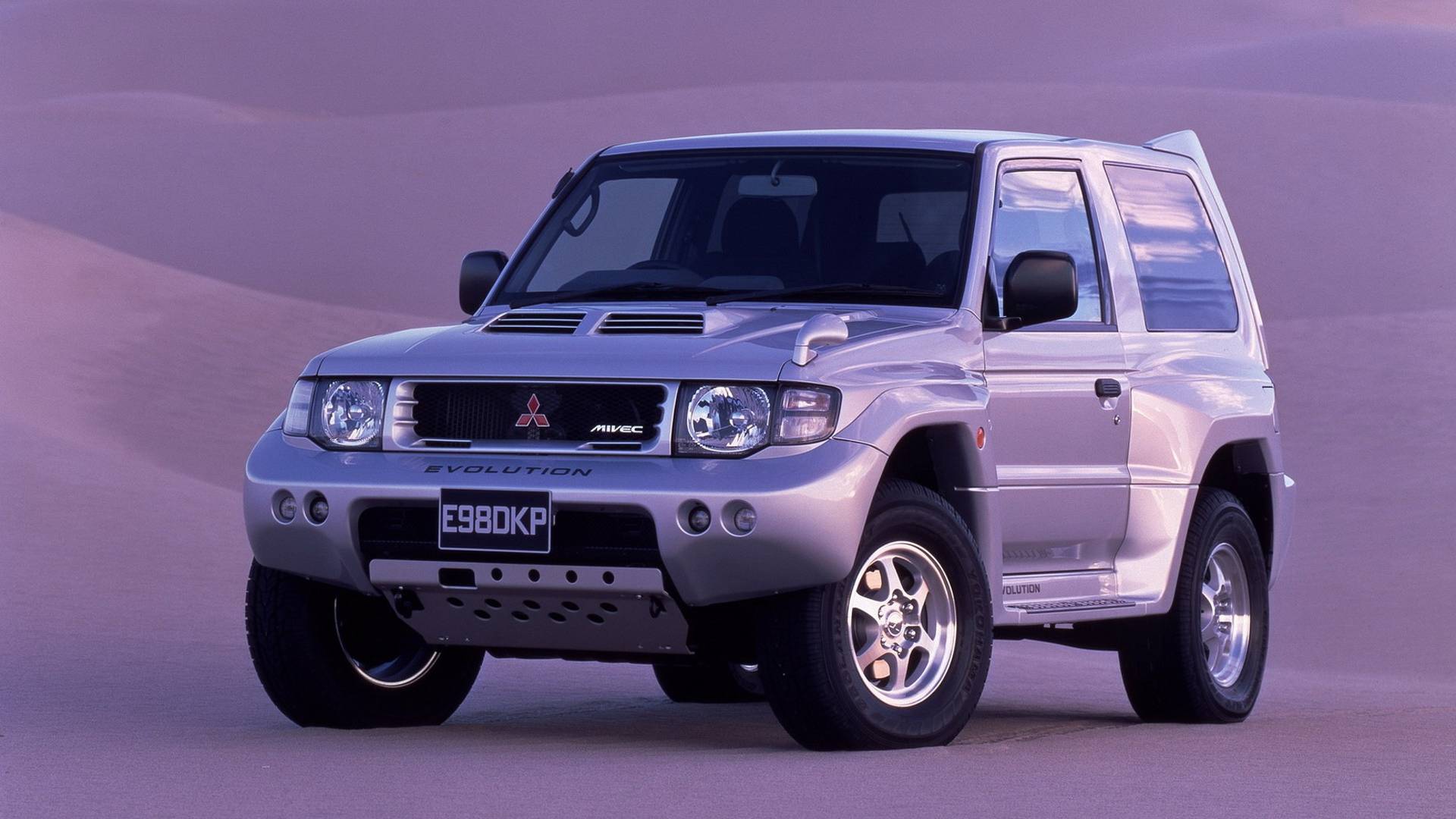 mitsubishi-pajero-evolution.jpg