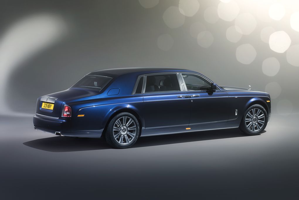 Rolls_Royce_Phantom_Rear_3Q_v6_copy.0.jpg