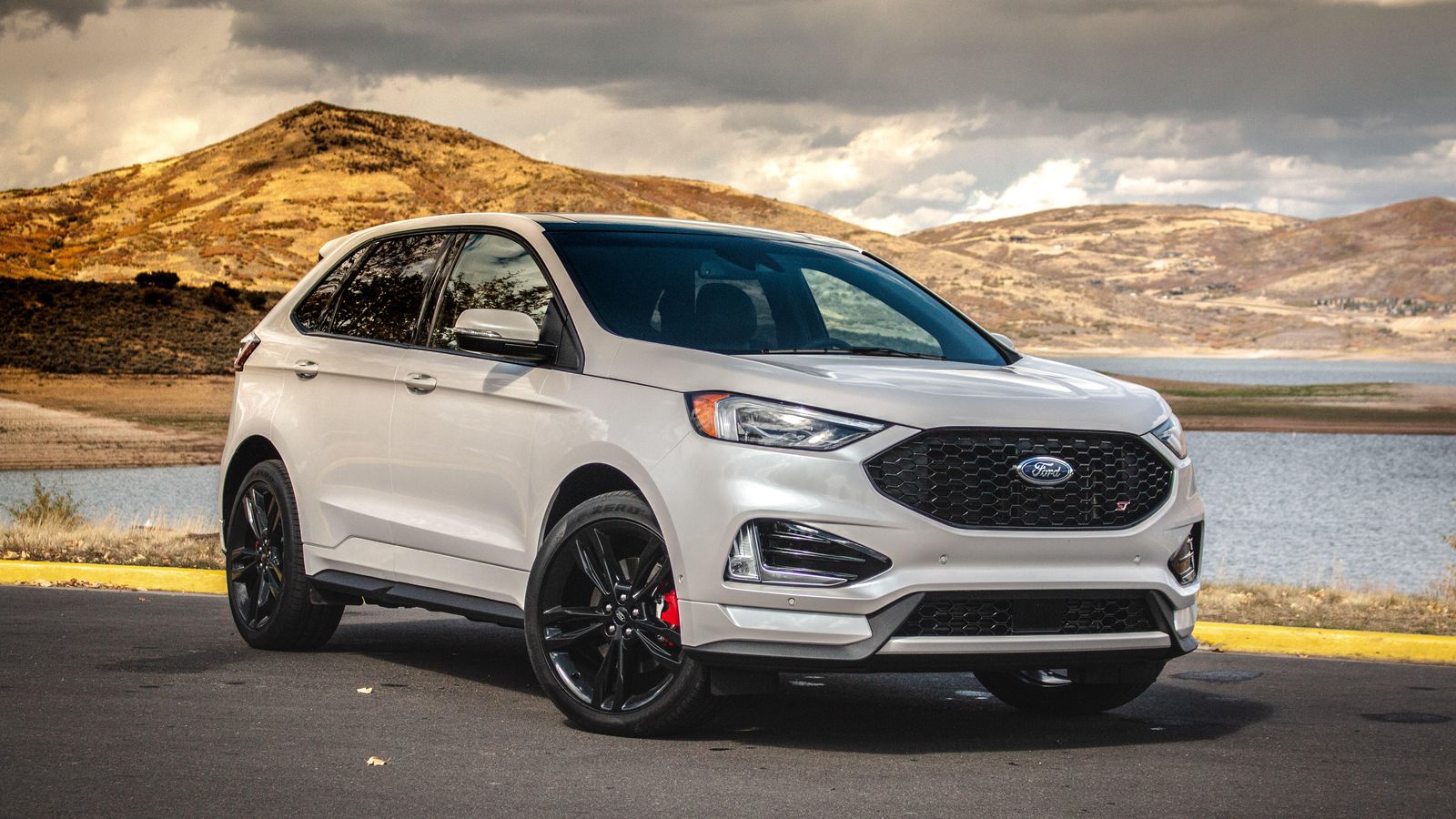 2019-ford-edge-st-1.jpg