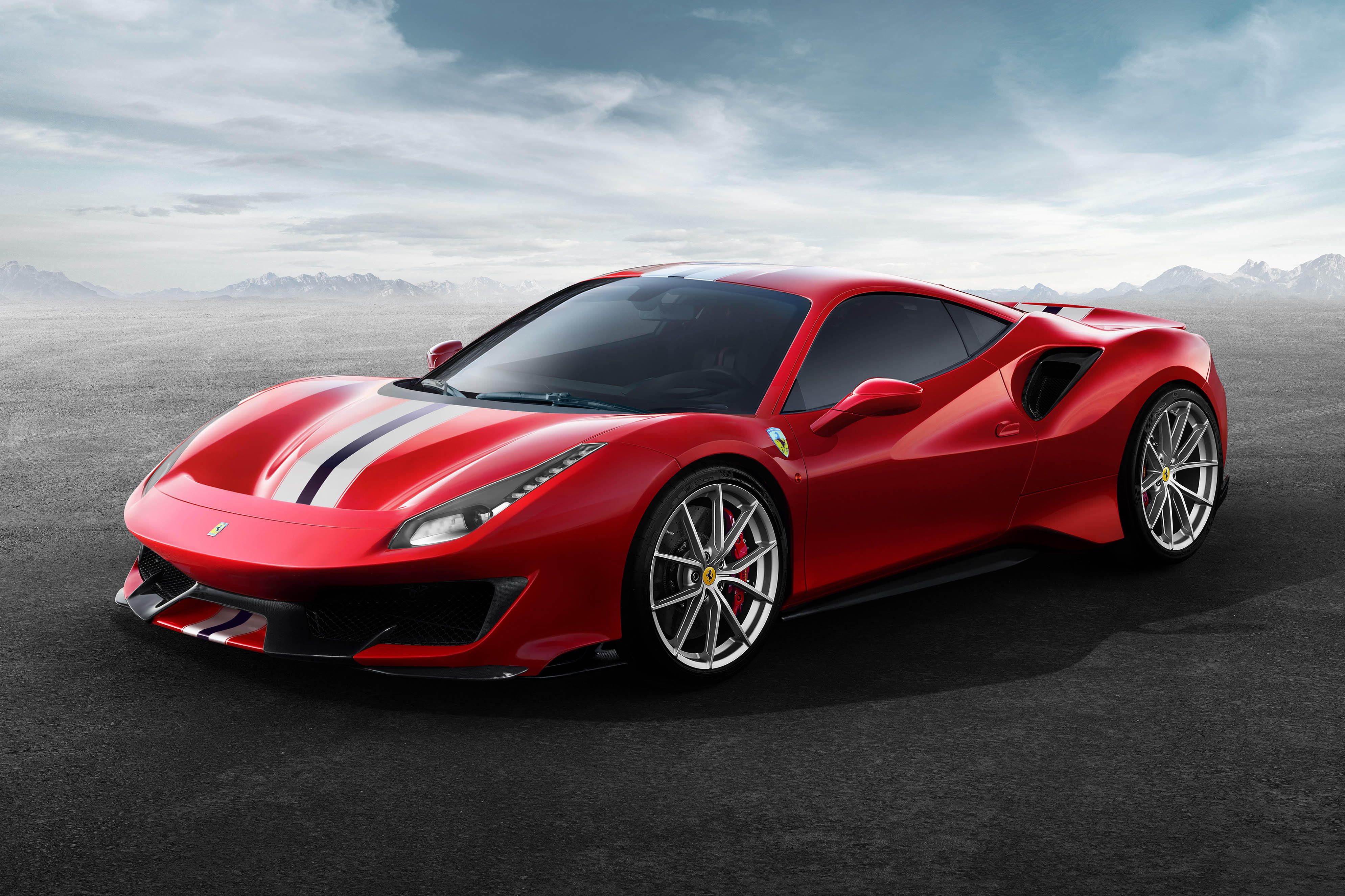 001-ferrari-488-pista.jpg