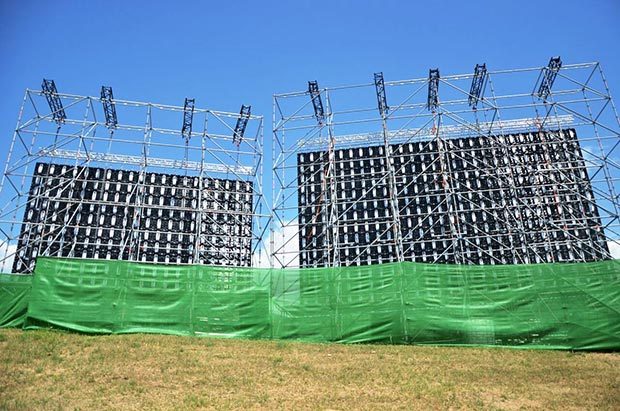 Barcelona-motor-racing-circuit-deploys-700-sq-m-of-Absen-LED-screens-5.jpg