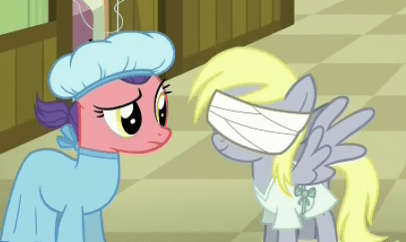 1268000__safe_screencap_smiling_derpy+hooves_frown_bandage_worried_spoiler-colon-s06e23_where+the+apple+lies.png
