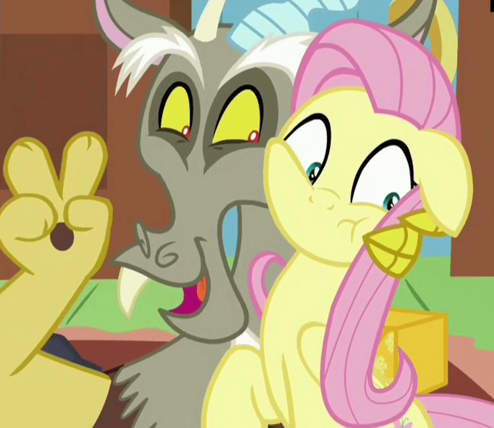 1234902__safe_fluttershy_screencap_discord_spoiler-colon-s06e17_dungeons+and+discords.png