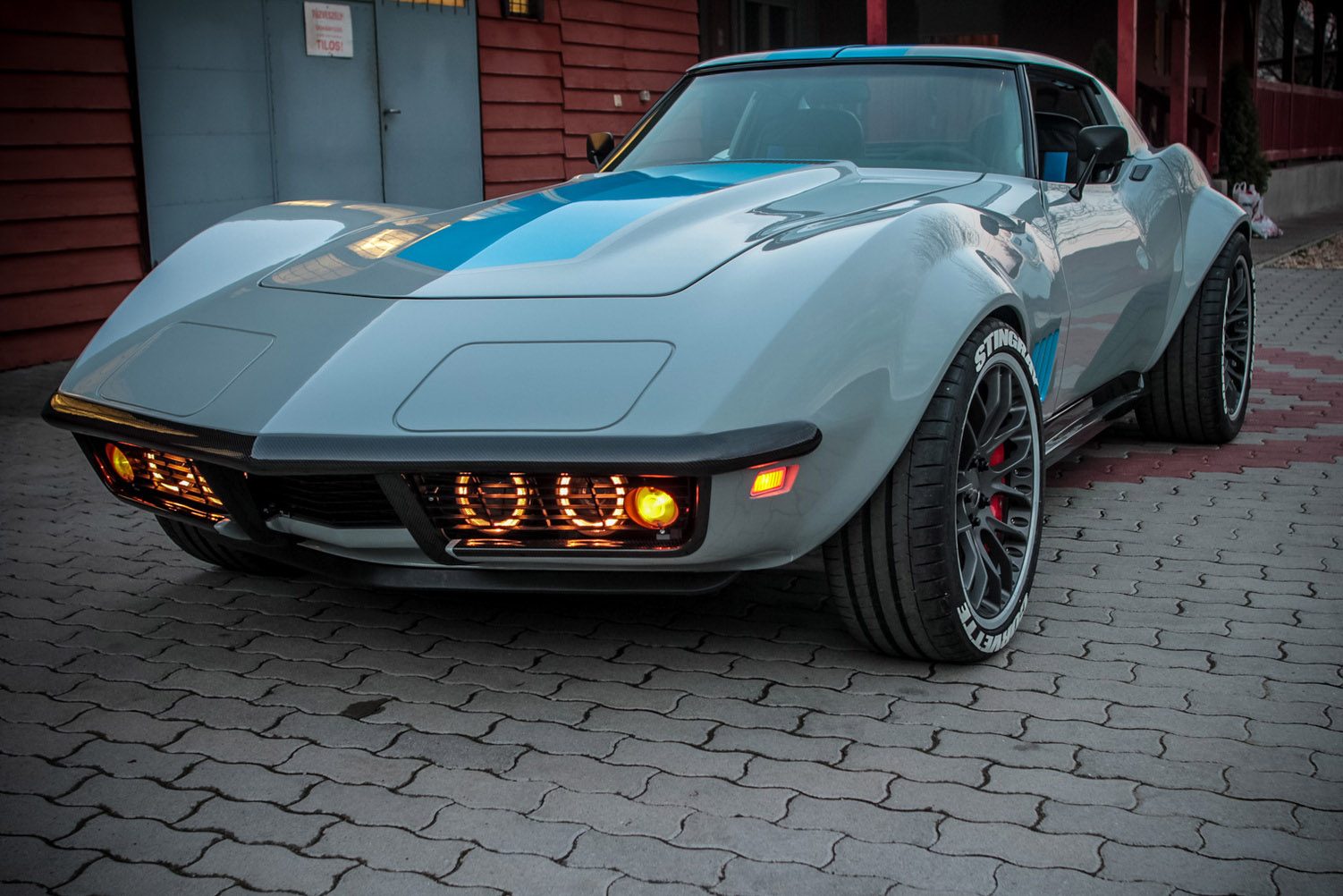 HEB-C3-Corvette-with-a-C6-Powertrain-LS3-01.jpg