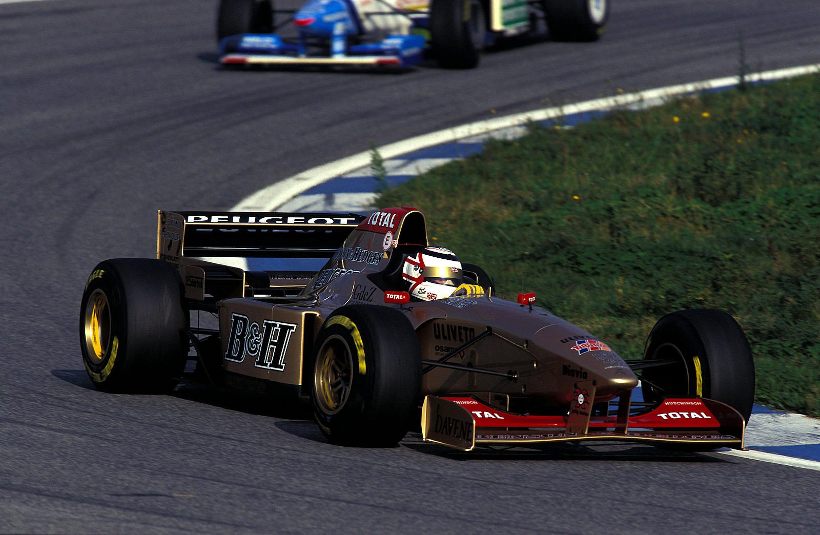 mansell-1996-teste-jordan-catalunha1.jpg