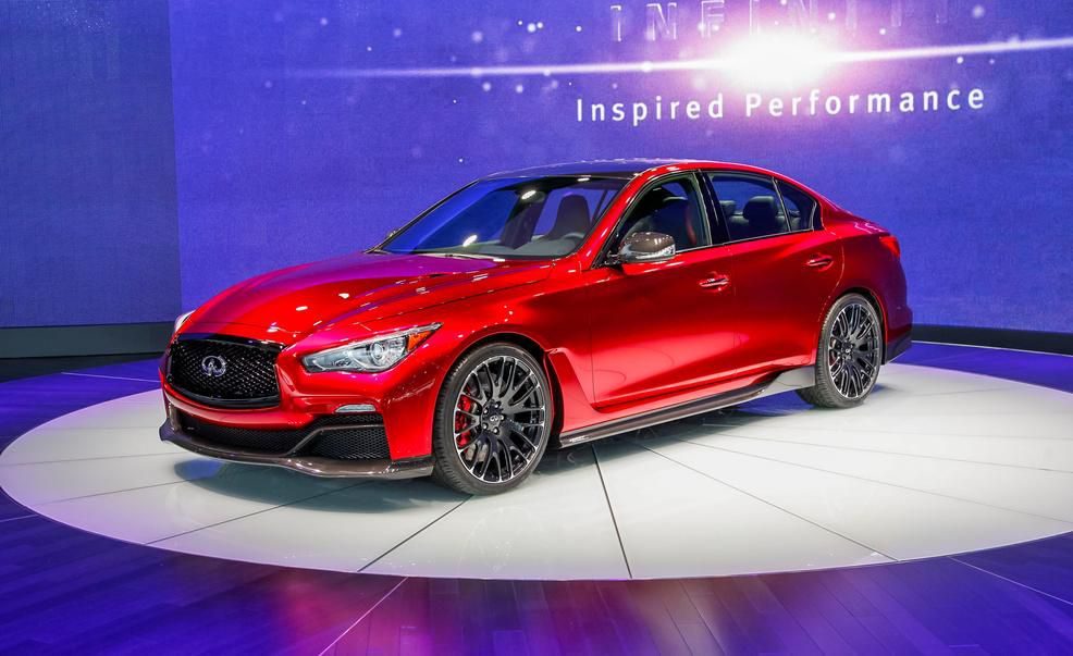 infiniti-q50-eau-rouge-concept-photo-565057-s-986x603.jpg