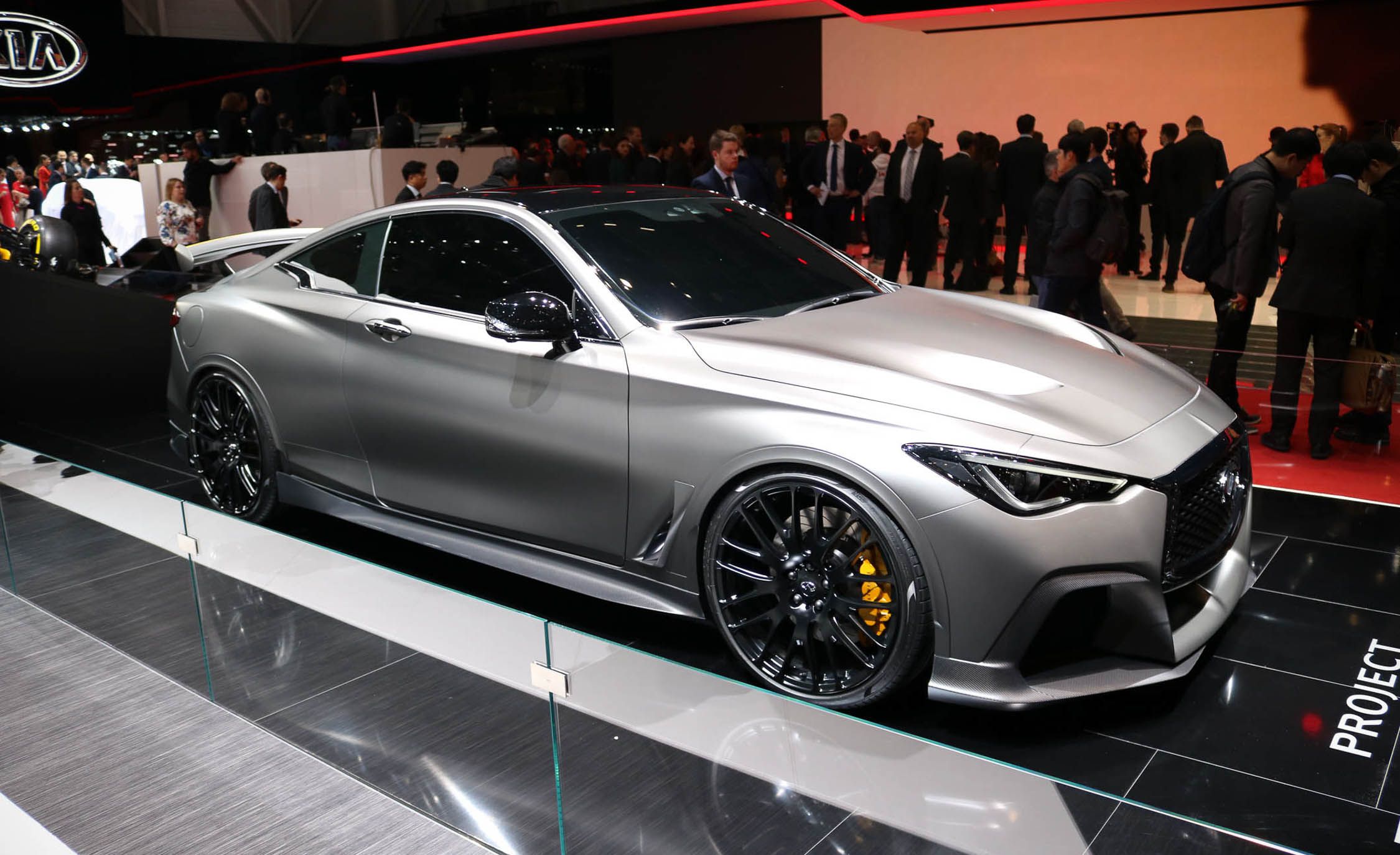 Infiniti-Q60-Black-S-concept-101-4.jpg