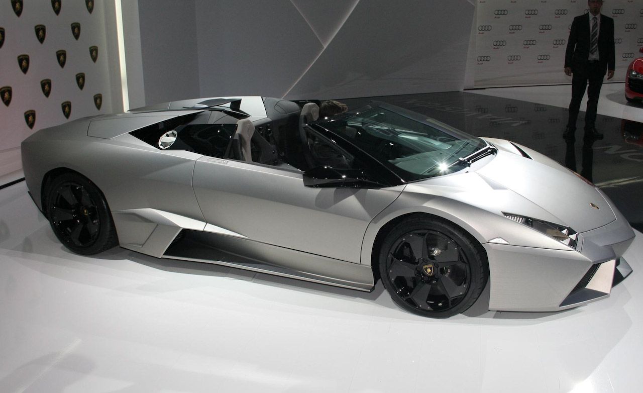 2010-lamborghini-reventon-roadster-news-car-and-driver-photo-297398-s-original.jpg