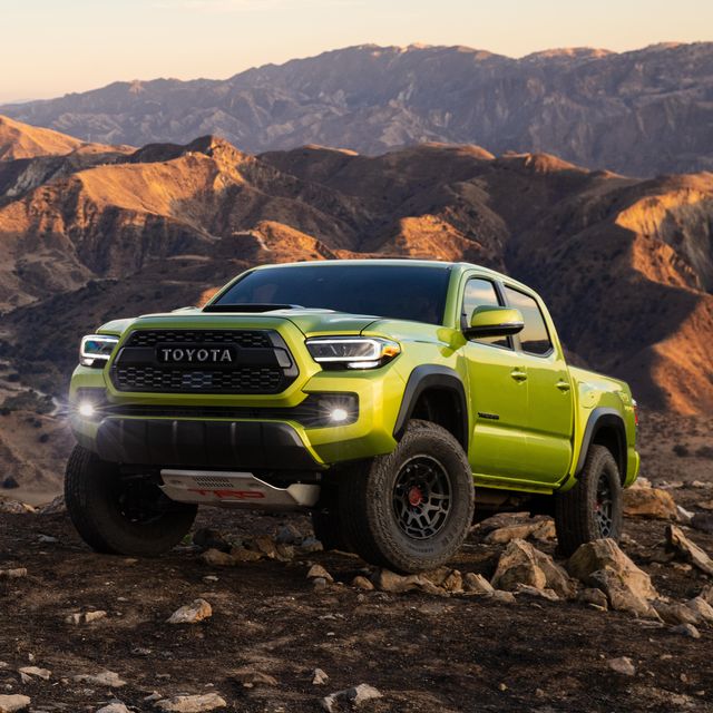 2022-toyota-tacoma-trd-pro-101-1622509112.jpg