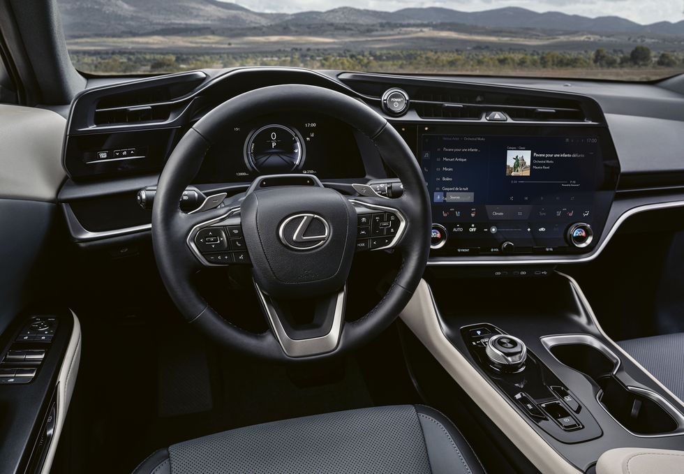 2023-lexus-rz-front-interior-1650420638.jpg