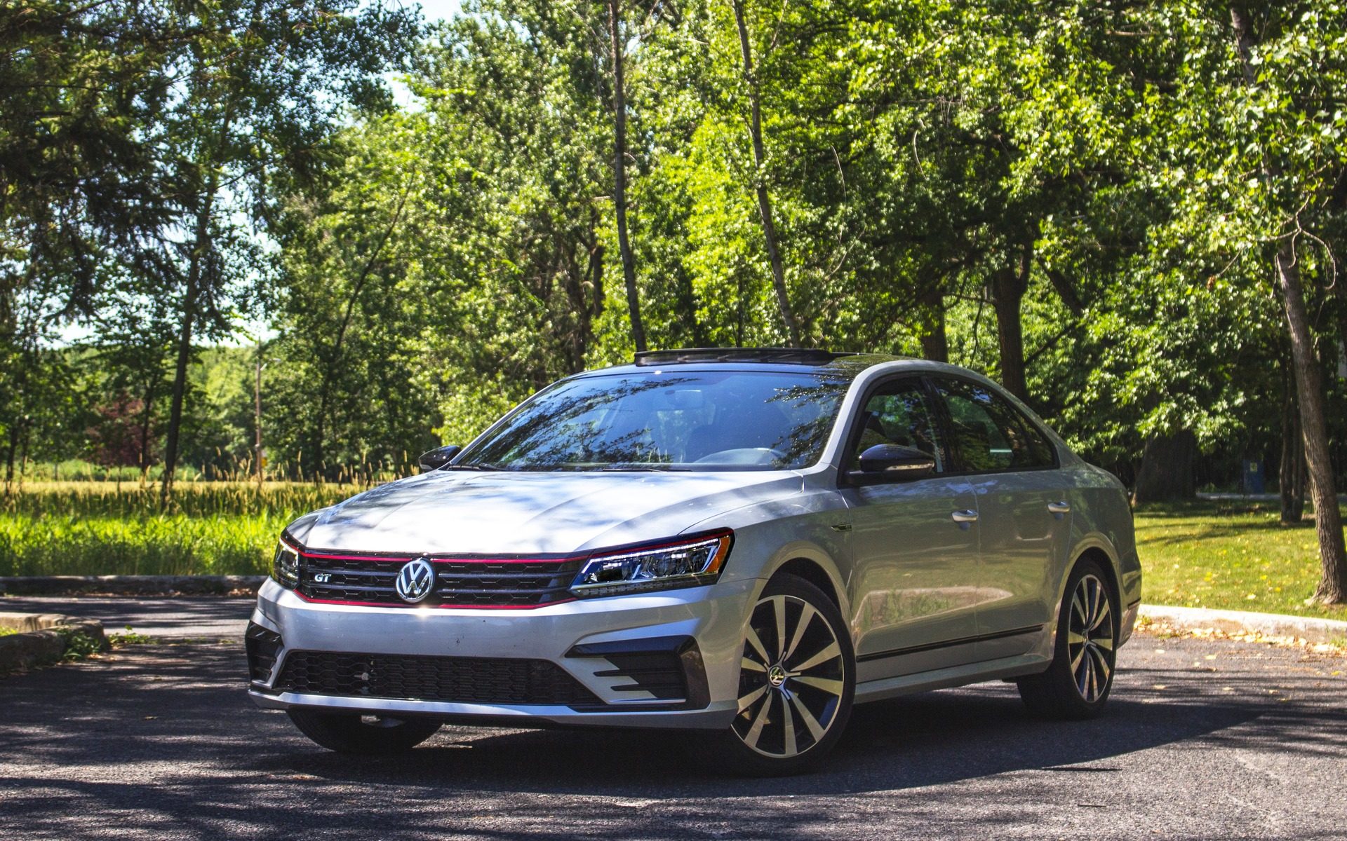 342710_2018_Volkswagen_Passat.jpg