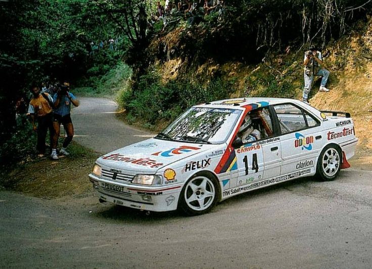 f64509944f520d8bd110fe386d0eeb66--peugeot--rally-car.jpg