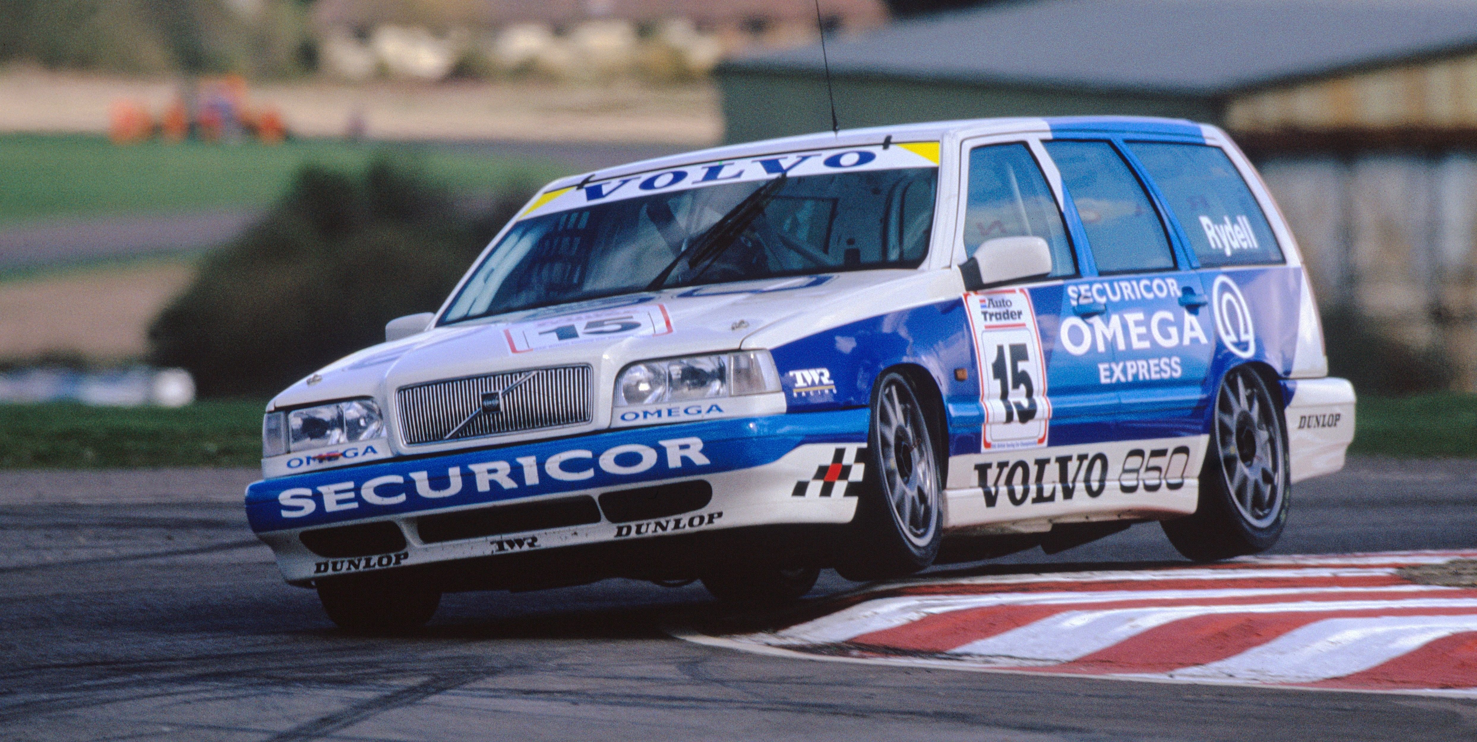 twr_volvo_850_kombi_btcc_4.jpeg