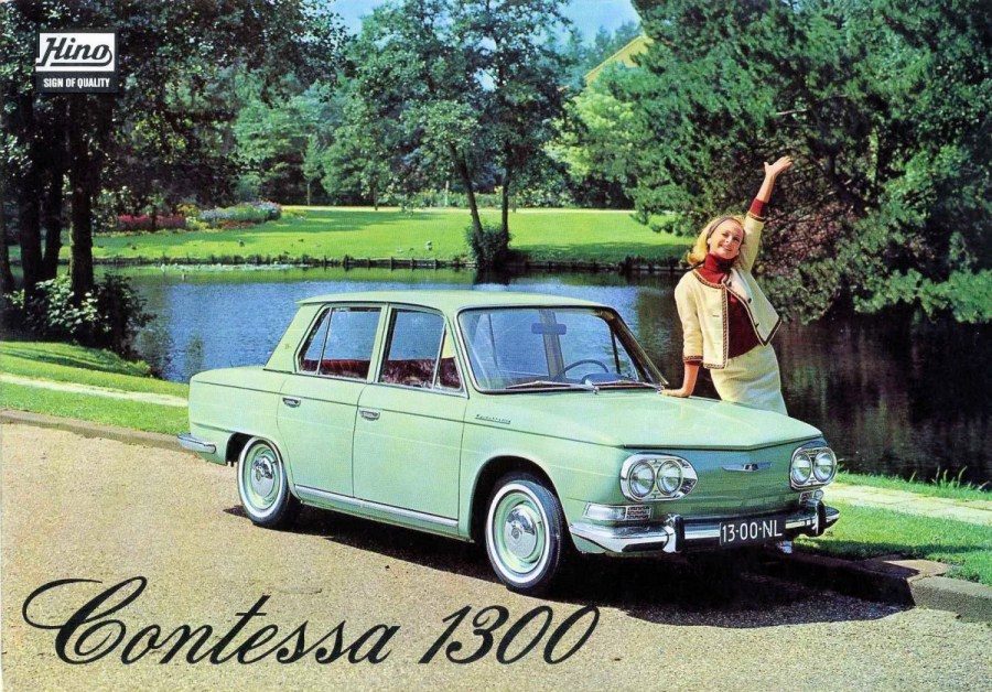 Hino-Contessa1300-01.jpg