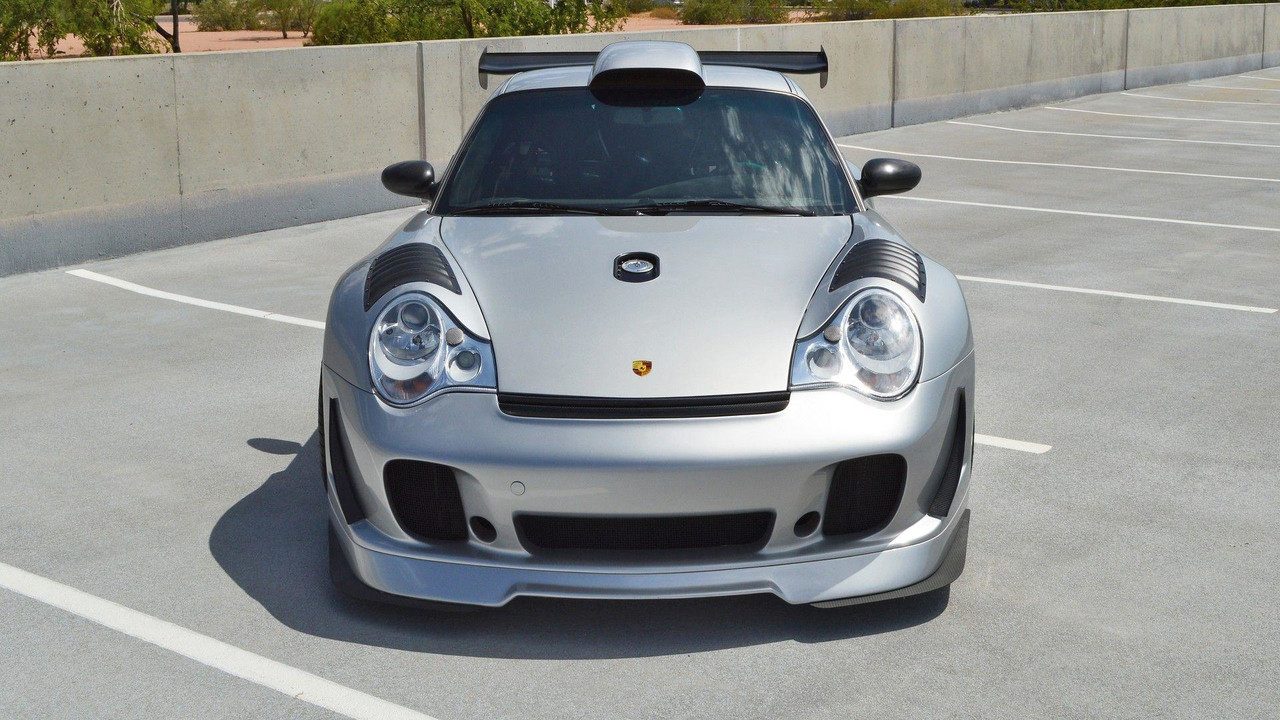 2002-porsche-911-gt2-custom.jpg