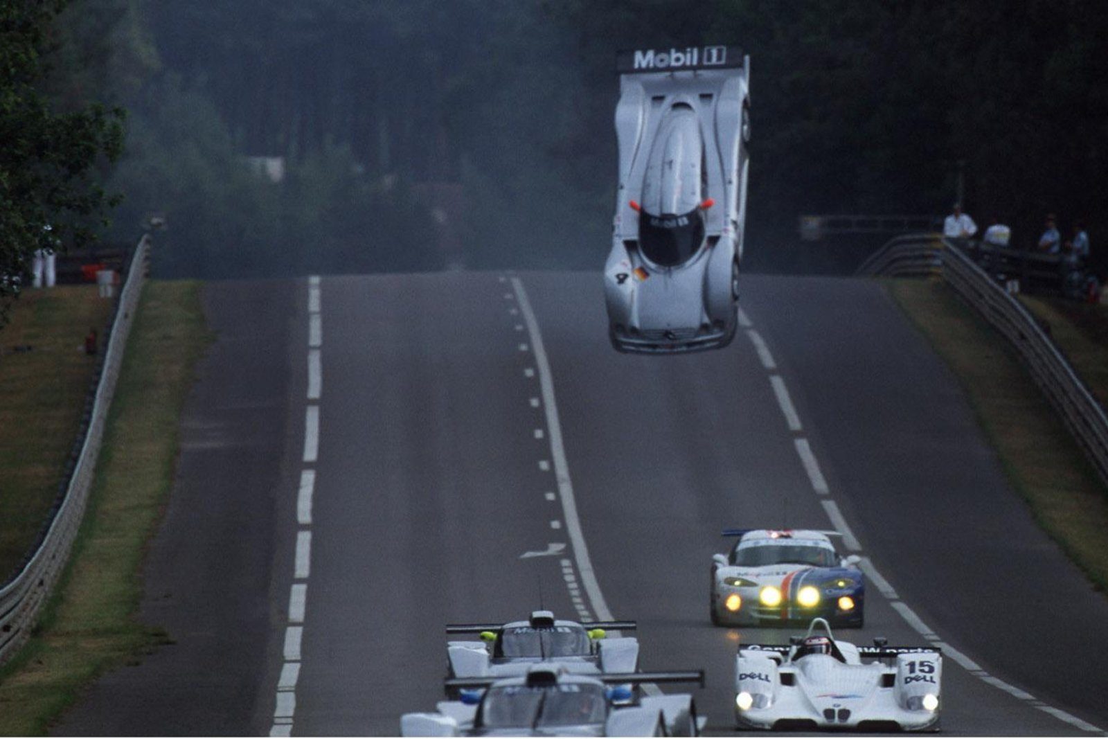 mark-webber-crash-fia-gt-championship-le-mans-1999.jpg