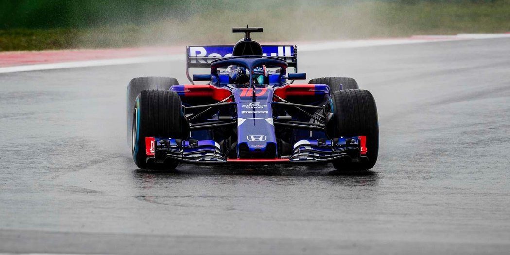 scuderia-toro-rosso-unveils-str13-f1-2018.jpg