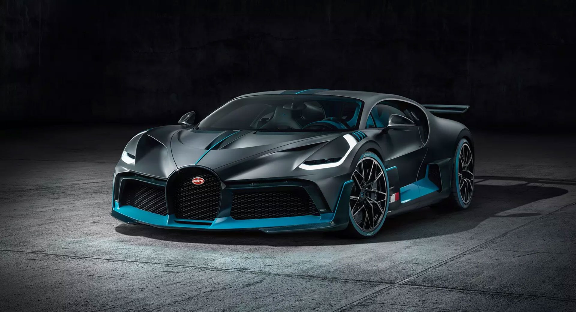 0433e227-bugatti-divo-2.jpg