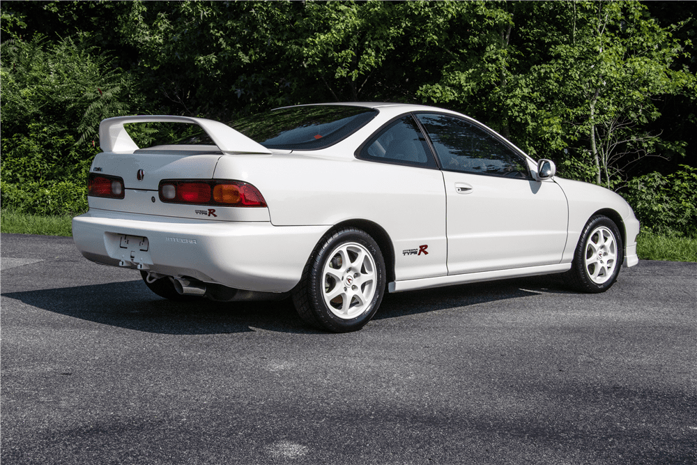 b63fa316-1997-acura-integra-r-auction-2.png