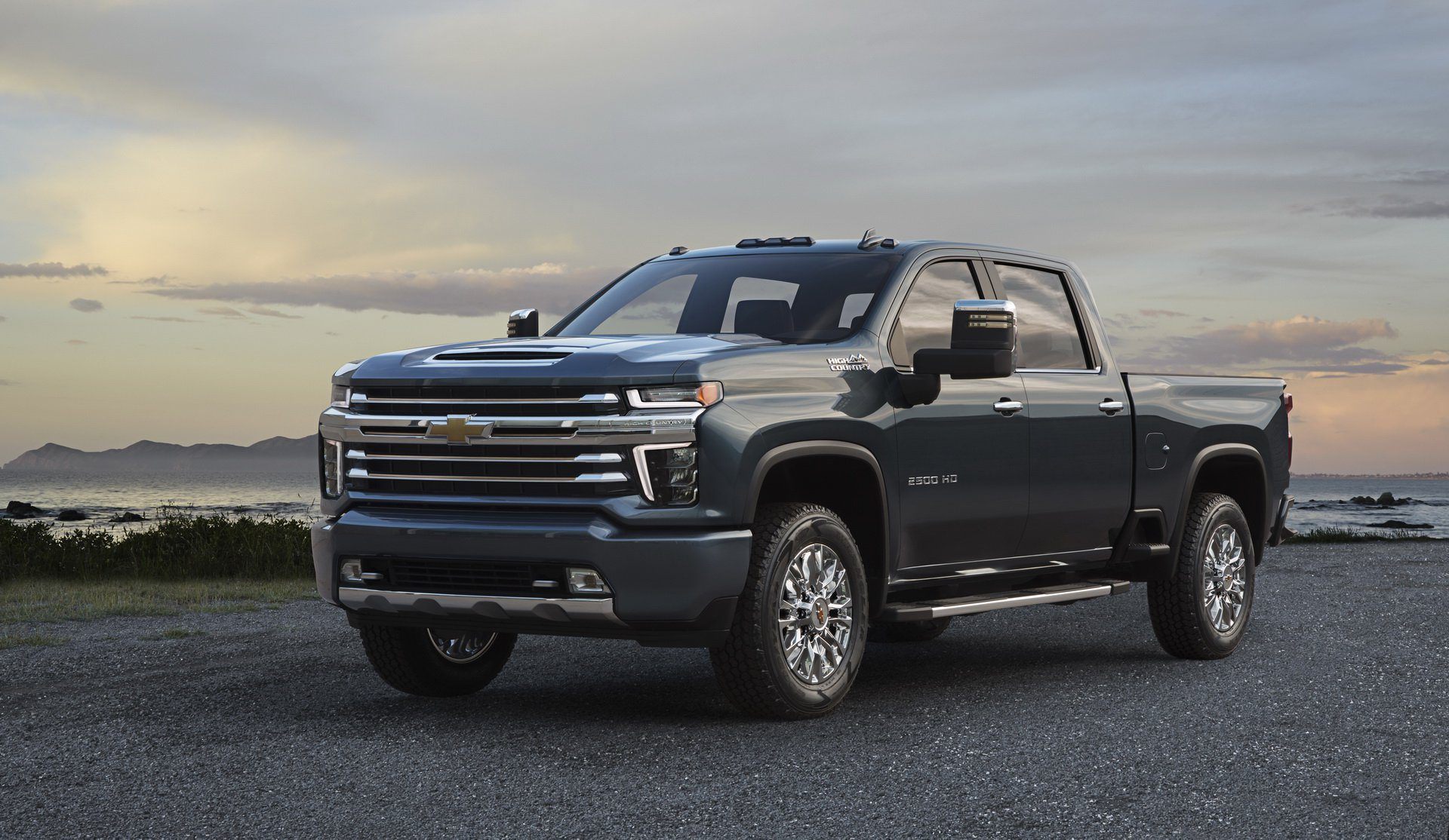 a76f5c2e-2020-chevy-silverado-hd-high-country-1.jpg