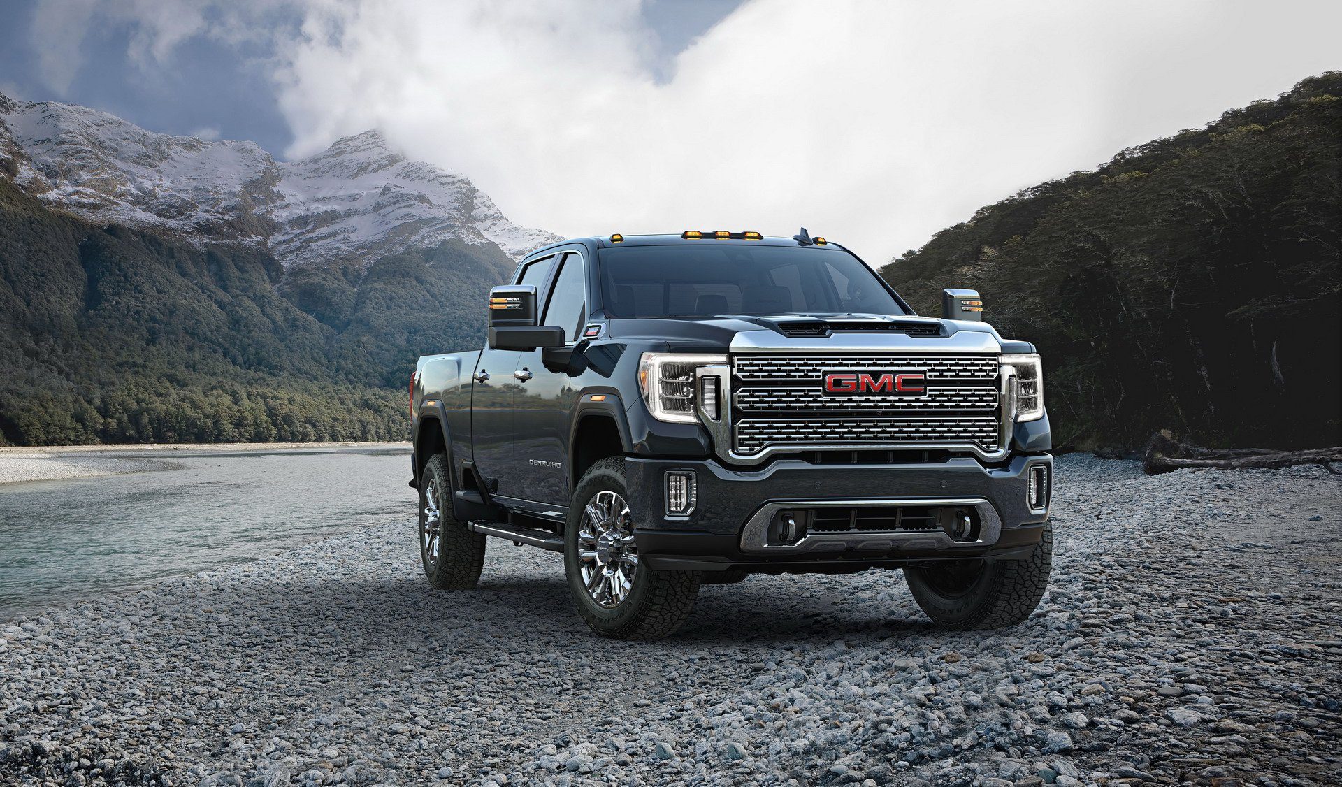 01f590d3-2020-gmc-sierra-500hd-7.jpg