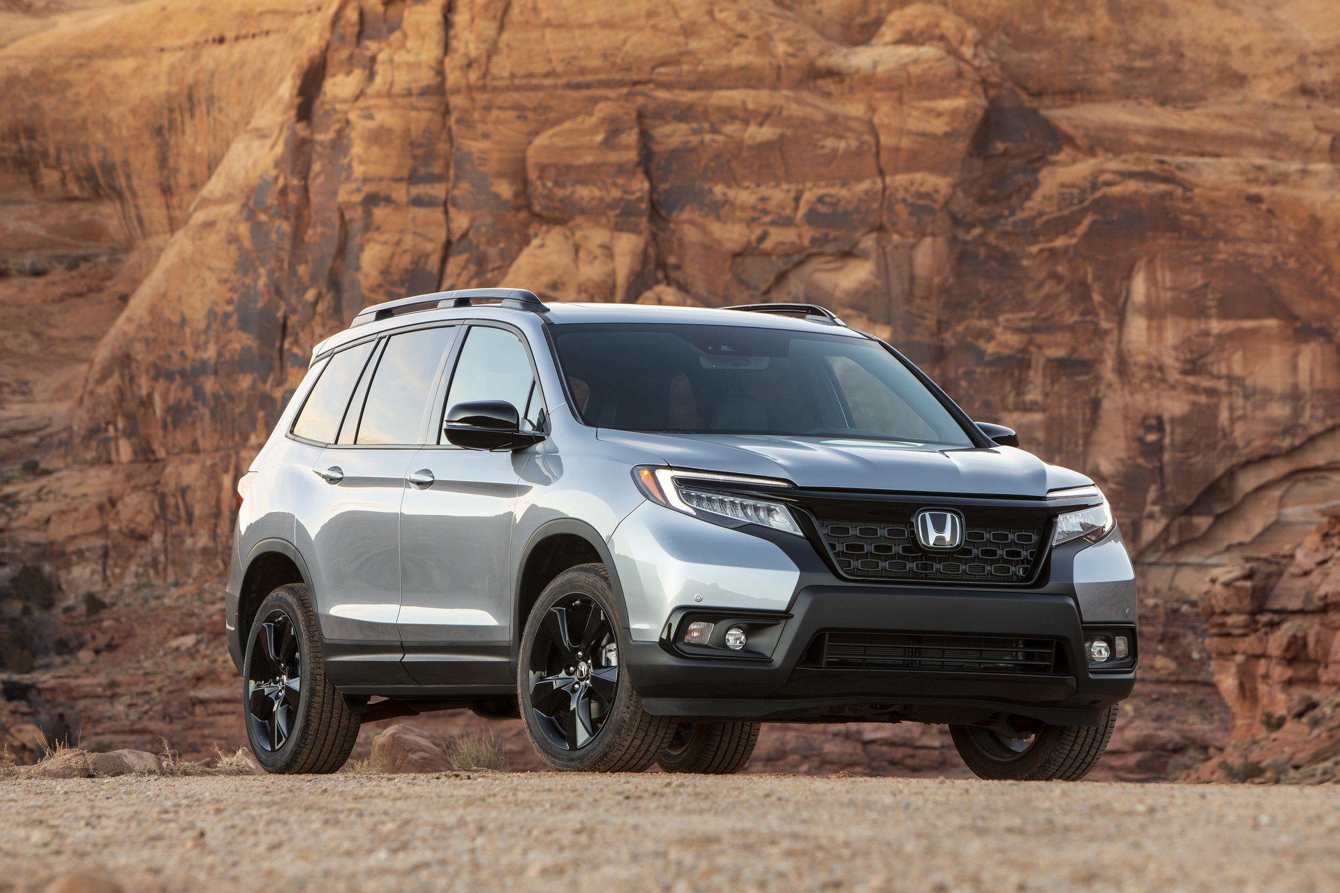 bde81ae2-2019-honda-passport-29.jpg