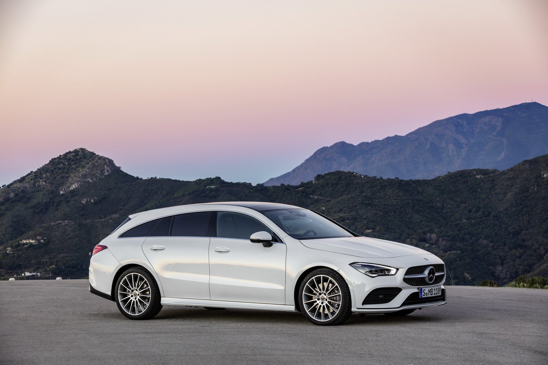 0b6e5a2b-2019-mercedes-cla-shooting-brake-unveiled-21.jpg