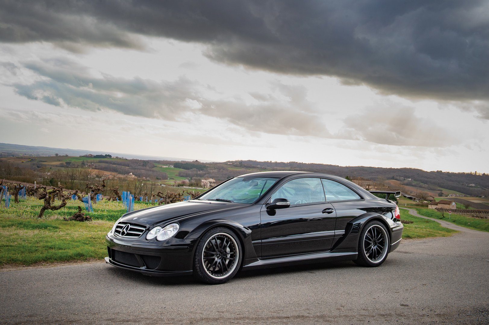 9a5e60d7-2005-mercedes-benz-clk-dtm-1.jpg