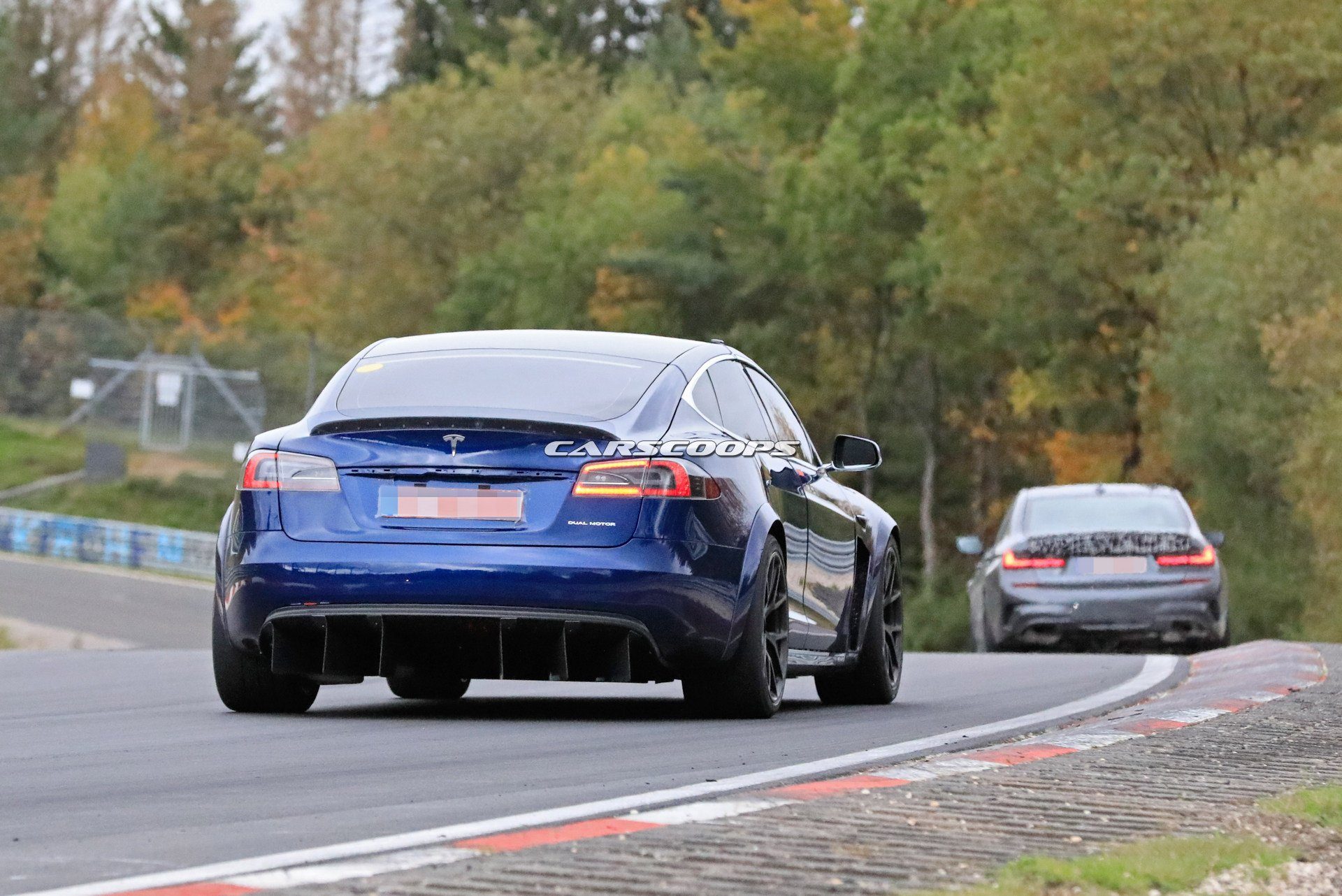 94386469-tesla-model-s-nurburgring-11.jpg