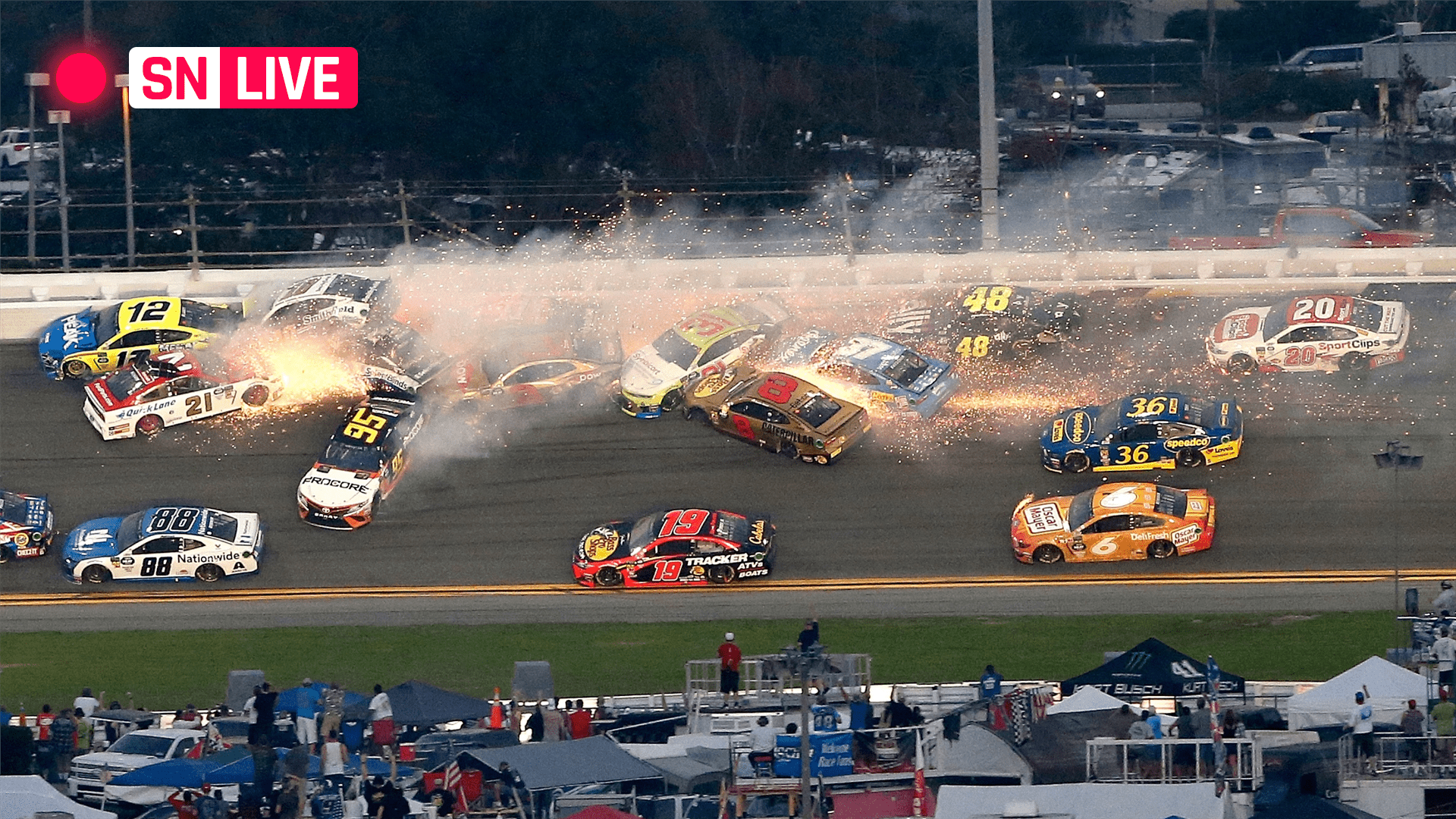 daytona-500-wreck-getty-ftr_1a8uhcoxr2ye511naic3c4ufpg.png