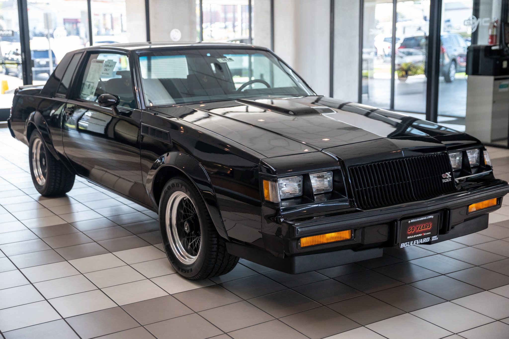 202-mile-1987-buick-grand-national_100731388_h.jpg