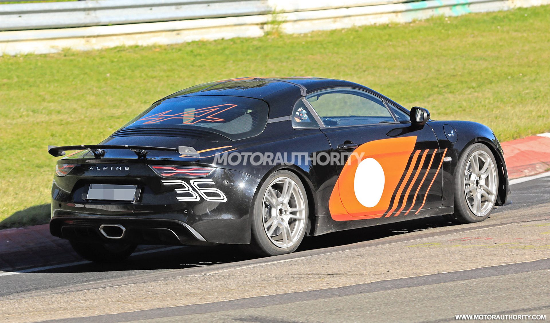 2020-alpine-a110-sport-spy-shots--image-via-s-baldauf-sb-medien_100702124_h.jpg